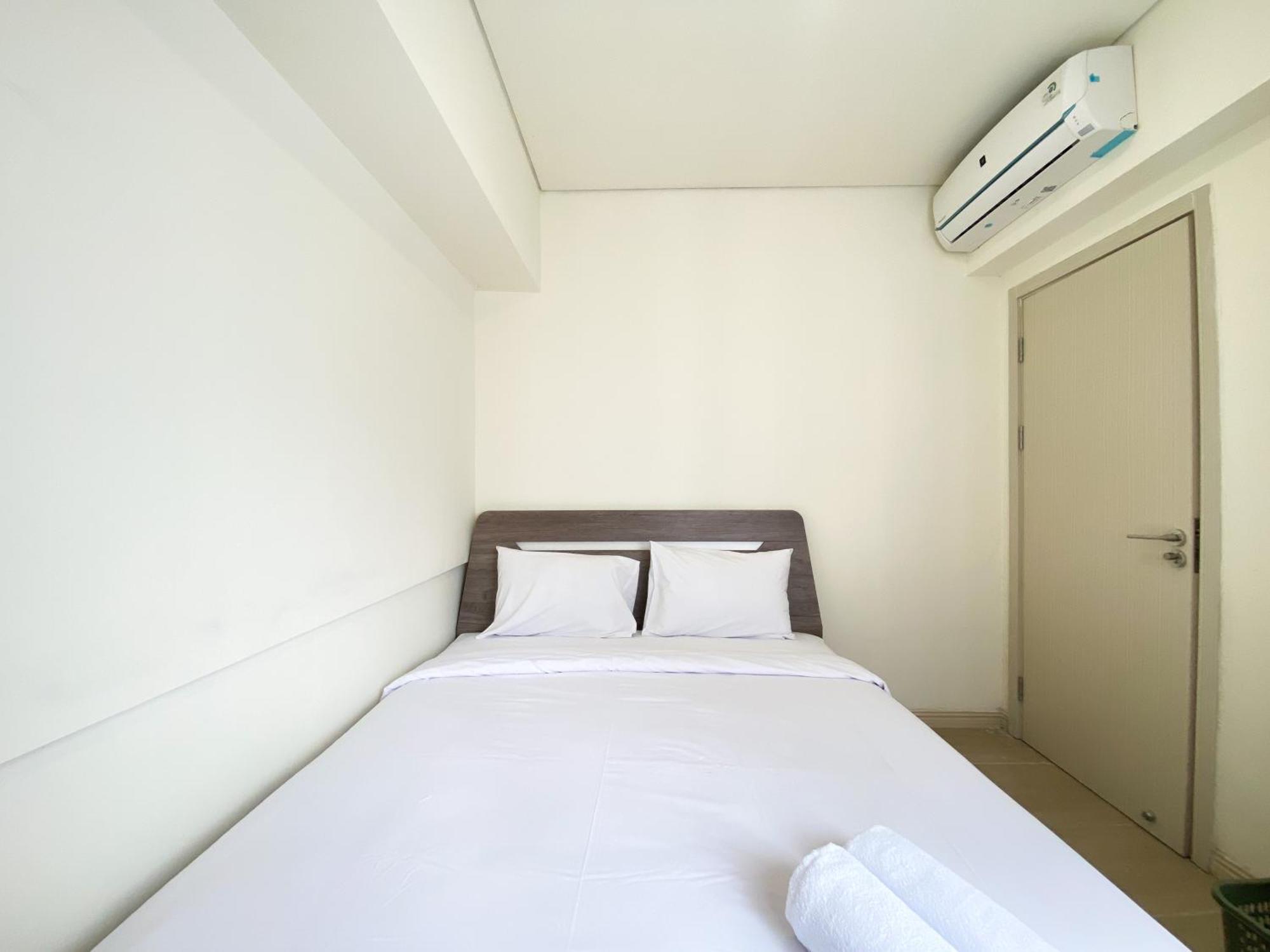 Cozy Living And Strategic 2br At Meikarta By Travelio Apartemen